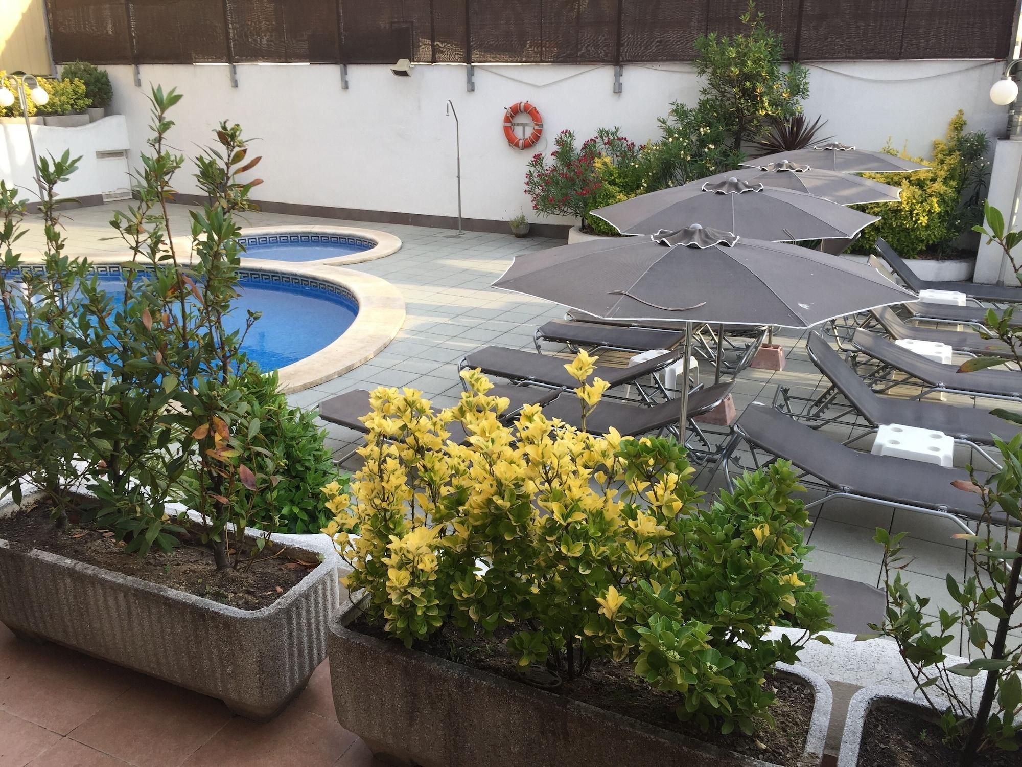 Petit Palau - Adults Only Hotel Blanes Kültér fotó